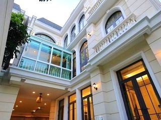 Reihenhaus zum Kauf mit 4 Zimmer in Watthana, Bangkok