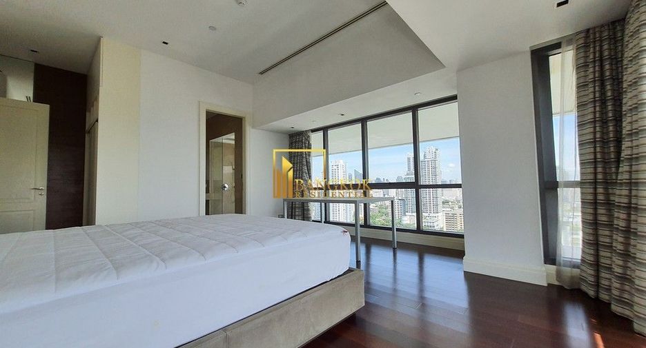 Wohnung zur Miete mit 3 Zimmer in Watthana, Bangkok