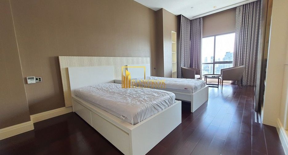 Wohnung zur Miete mit 3 Zimmer in Watthana, Bangkok