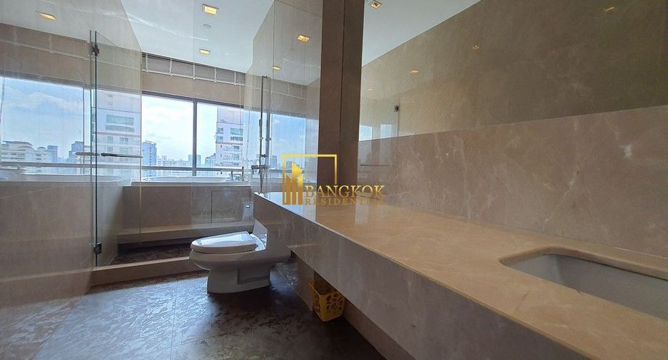 Wohnung zur Miete mit 3 Zimmer in Watthana, Bangkok