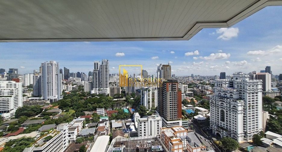 Wohnung zur Miete mit 3 Zimmer in Watthana, Bangkok