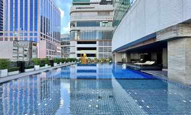 À louer et à vendre 3 chambres condo à Khlong Toei, Bangkok
