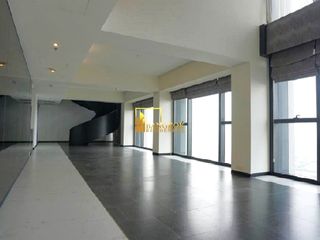 For rent and for sale 4 bedrooms condo in Sathon, Bangkok