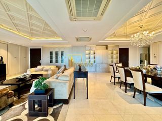 For sale 4 bedrooms condo in Sathon, Bangkok