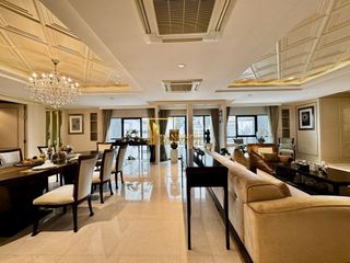 For sale 4 bedrooms condo in Sathon, Bangkok