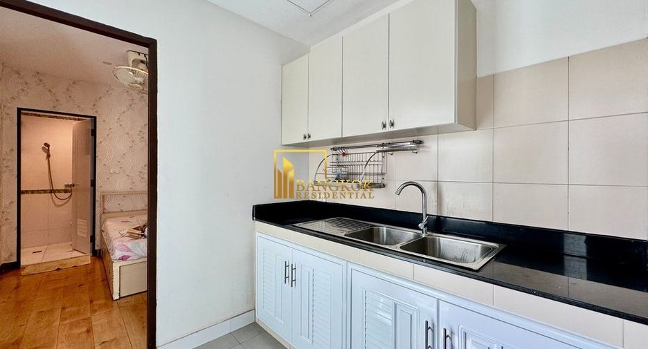 For sale 4 bedrooms condo in Sathon, Bangkok
