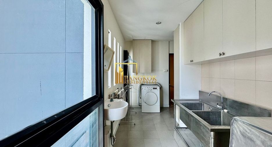 For sale 4 bedrooms condo in Sathon, Bangkok