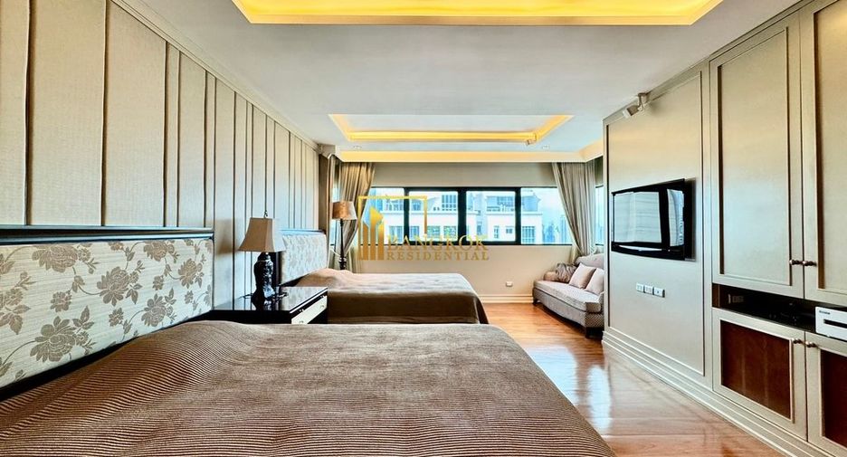 For sale 4 bedrooms condo in Sathon, Bangkok