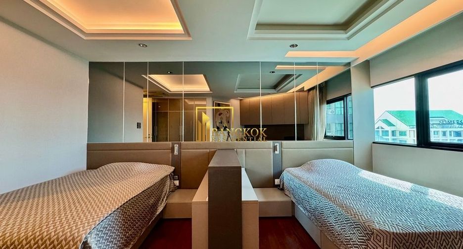 For sale 4 bedrooms condo in Sathon, Bangkok