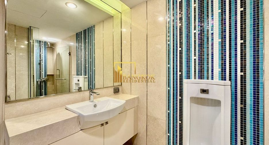 For sale 4 bedrooms condo in Sathon, Bangkok