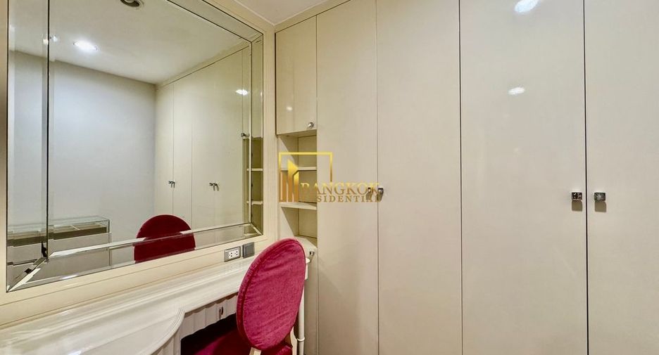 For sale 4 bedrooms condo in Sathon, Bangkok