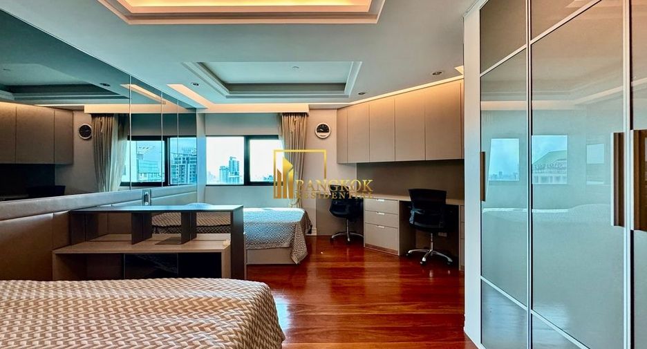 For sale 4 bedrooms condo in Sathon, Bangkok