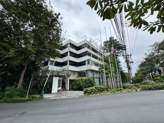 For rent 3 bedrooms retail Space in Wang Thonglang, Bangkok