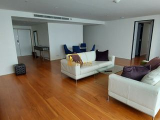 Condo en venta de 3 habitaciones en Pathum Wan, Bangkok