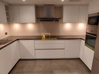 Condo en venta de 3 habitaciones en Pathum Wan, Bangkok