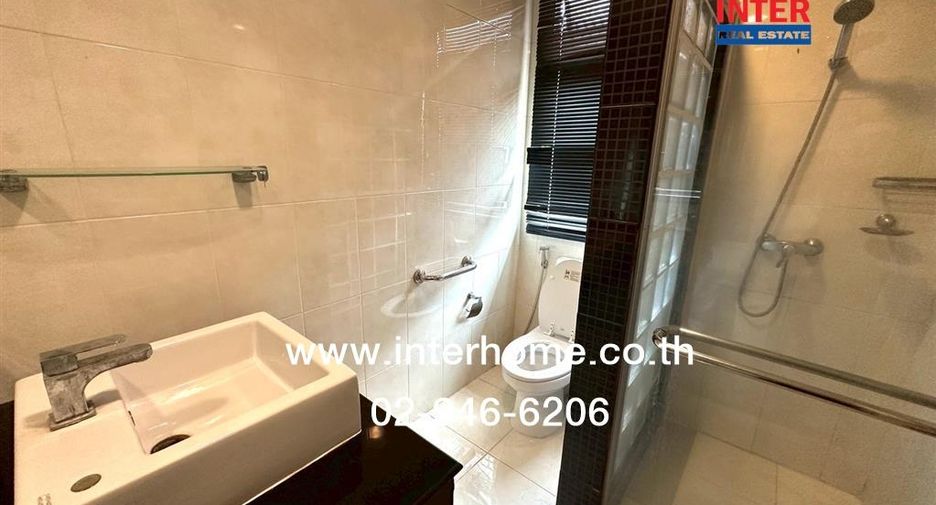 For sale 3 bedrooms house in Bang Phli, Samut Prakan