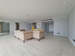 Condo en alquiler y en venta de 3 habitaciones en Pathum Wan, Bangkok