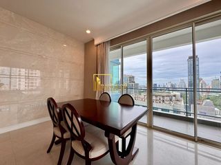 Condo en alquiler y en venta de 3 habitaciones en Pathum Wan, Bangkok