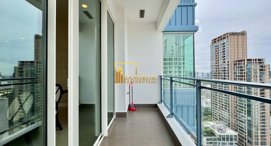 Condo en alquiler y en venta de 3 habitaciones en Pathum Wan, Bangkok