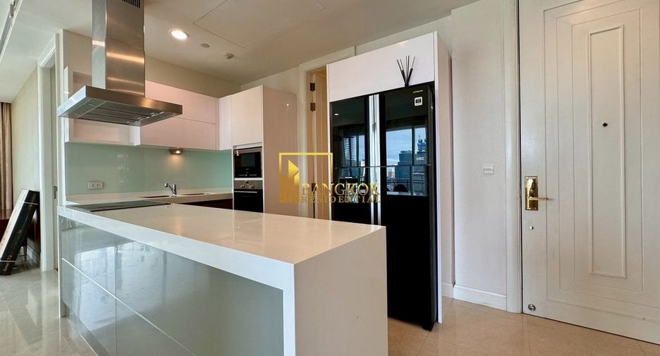 Condo en alquiler y en venta de 3 habitaciones en Pathum Wan, Bangkok