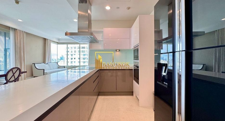 Condo en alquiler y en venta de 3 habitaciones en Pathum Wan, Bangkok