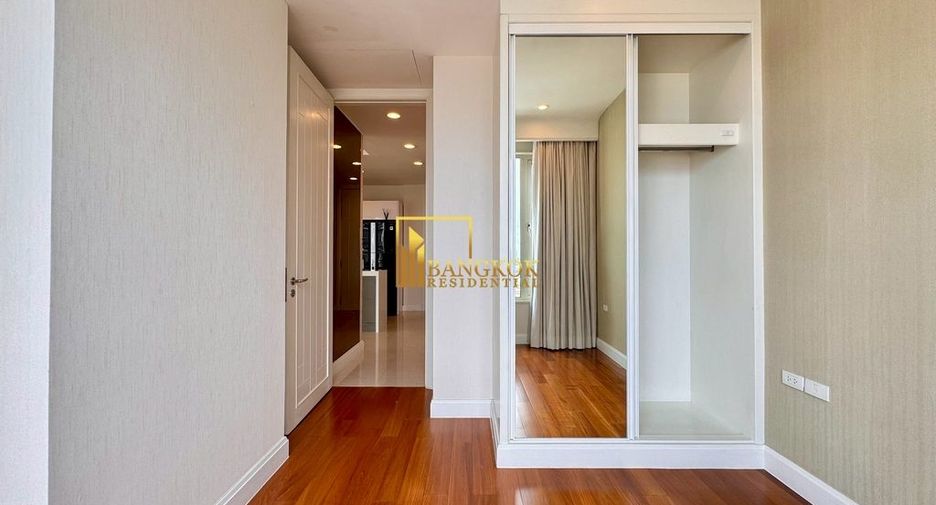 Condo en alquiler y en venta de 3 habitaciones en Pathum Wan, Bangkok
