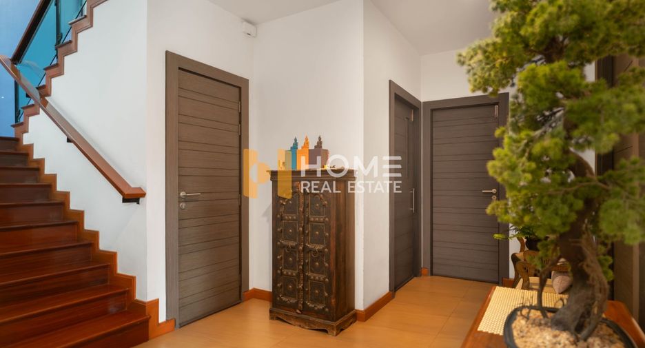 For sale 5 bedrooms house in Suan Luang, Bangkok
