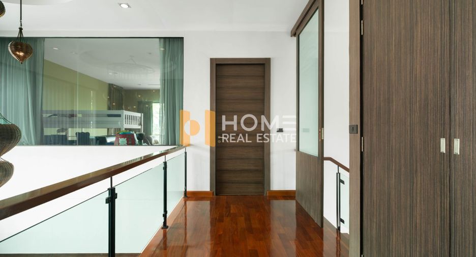 For sale 5 bedrooms house in Suan Luang, Bangkok