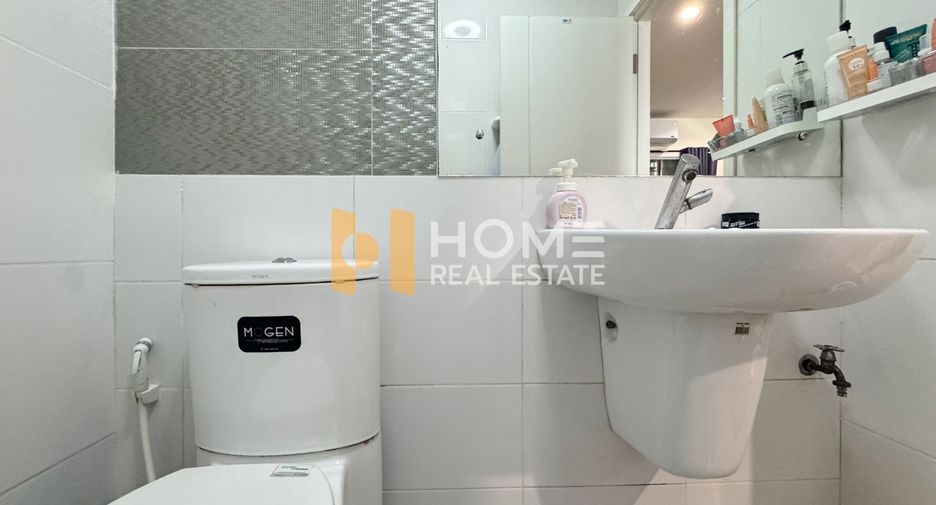 For sale 3 ベッドルーム townhouse in Suan Luang, Bangkok
