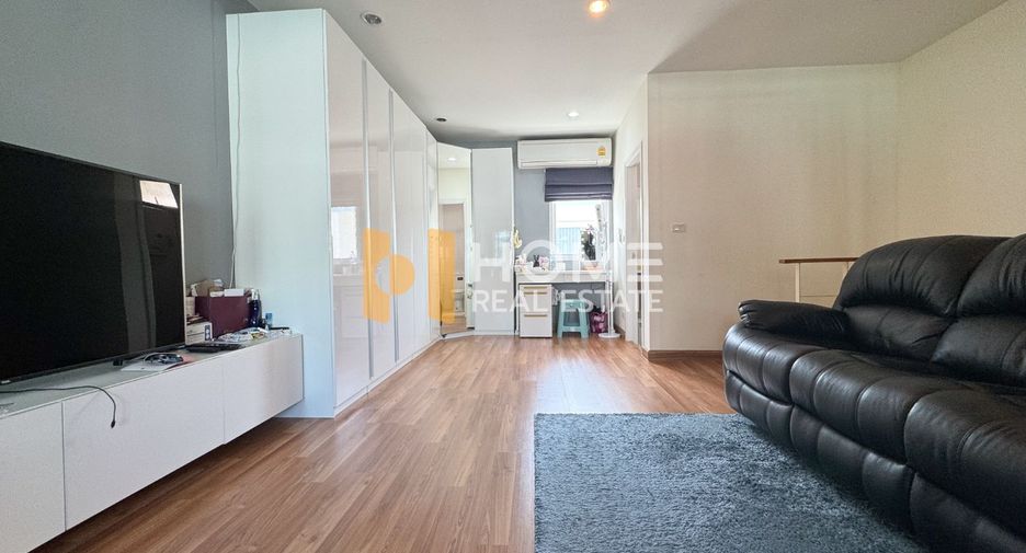 For sale 3 ベッドルーム townhouse in Suan Luang, Bangkok