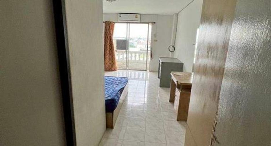 For sale 1 bed condo in Saphan Sung, Bangkok