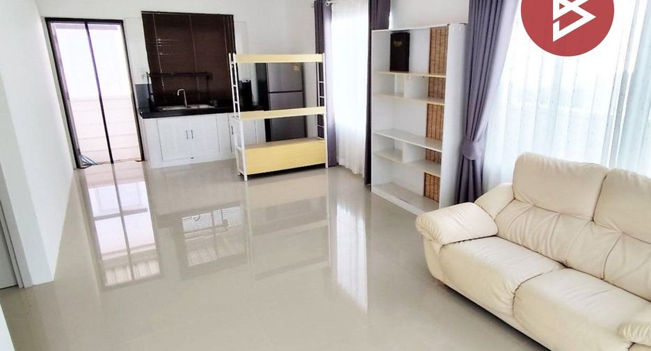 Продажа 2 спальни таунхаус в Mueang Nakhon Ratchasima, Накхон Ратчасима