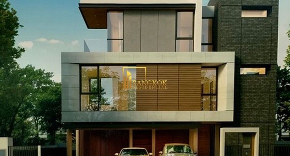 Haus zur Miete und zum Kauf mit 4 Zimmer in Yan Nawa, Bangkok