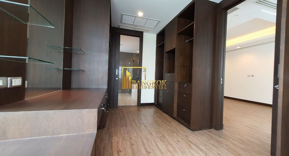 Wohnung zur Miete und zum Kauf mit 4 Zimmer in Khlong Toei, Bangkok