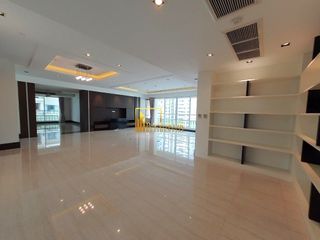 Wohnung zur Miete und zum Kauf mit 4 Zimmer in Khlong Toei, Bangkok