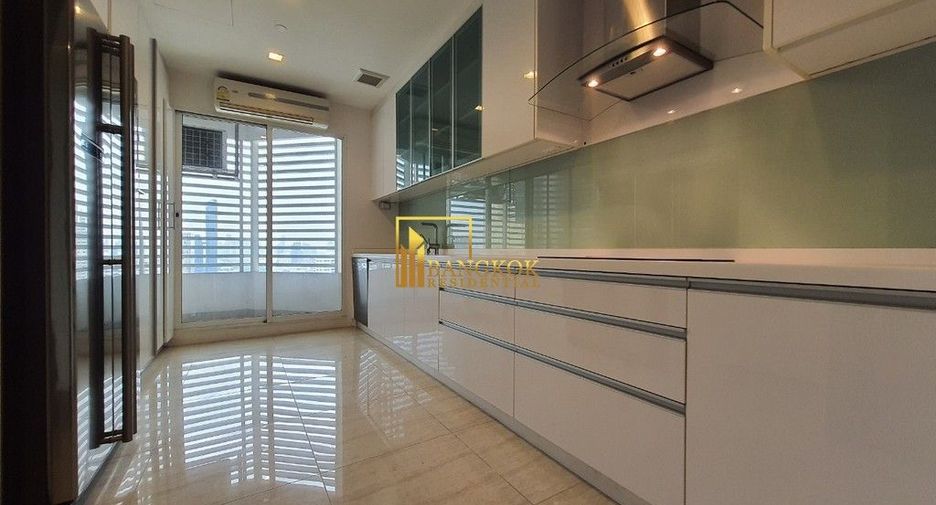 Wohnung zur Miete und zum Kauf mit 4 Zimmer in Khlong Toei, Bangkok