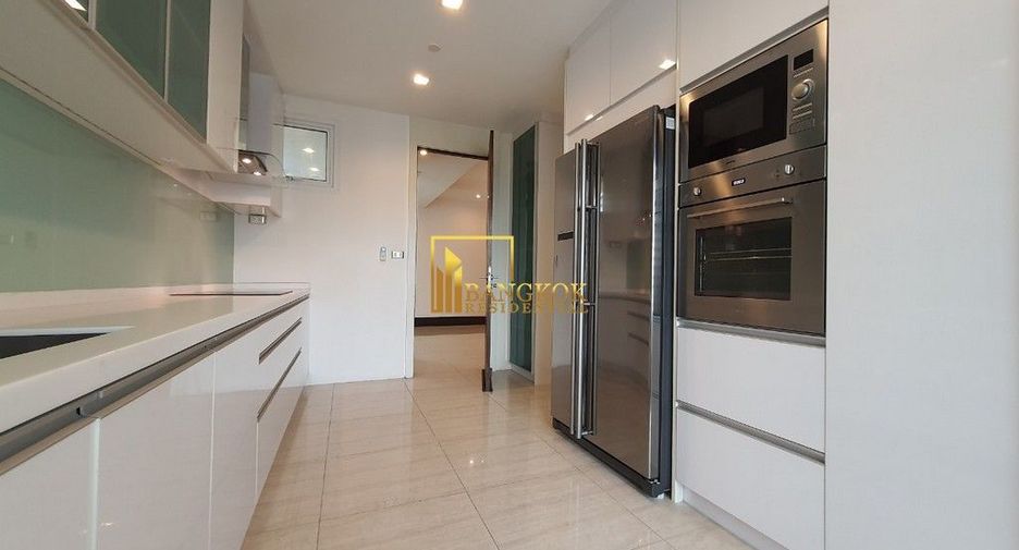 Wohnung zur Miete und zum Kauf mit 4 Zimmer in Khlong Toei, Bangkok