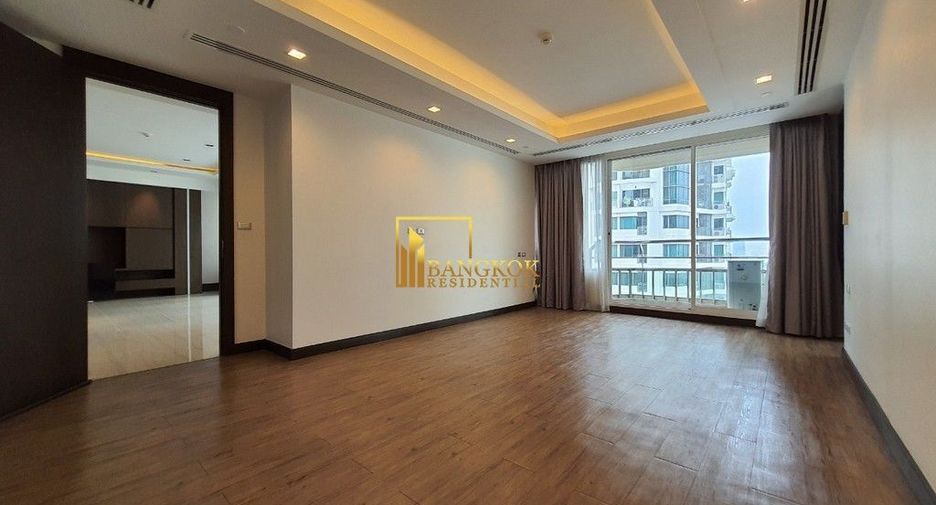 Wohnung zur Miete und zum Kauf mit 4 Zimmer in Khlong Toei, Bangkok