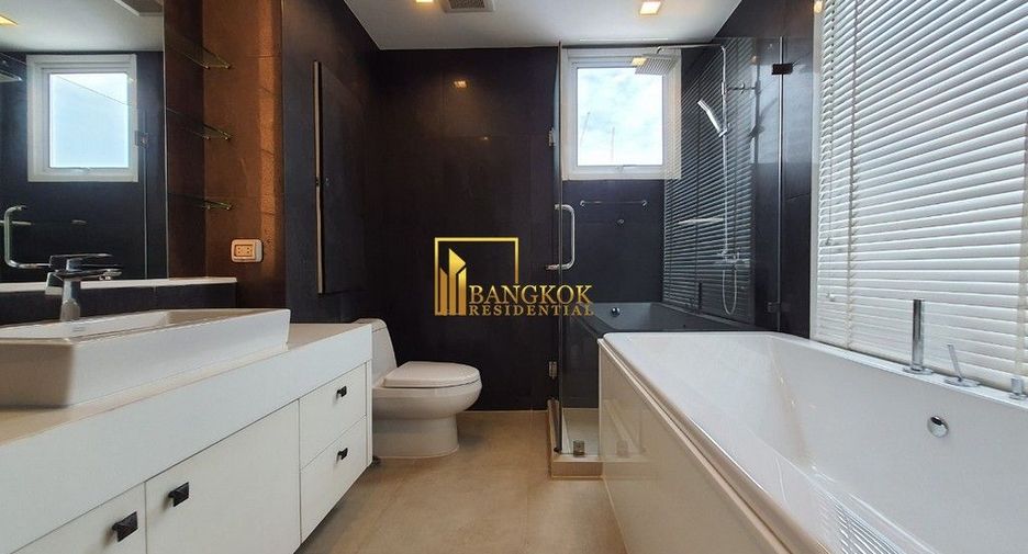Wohnung zur Miete und zum Kauf mit 4 Zimmer in Khlong Toei, Bangkok