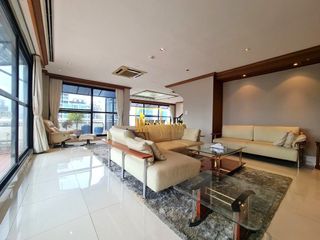 For sale 2 ベッドルーム condo in Pathum Wan, Bangkok
