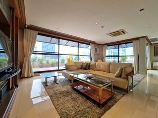 For sale 2 ベッドルーム condo in Pathum Wan, Bangkok