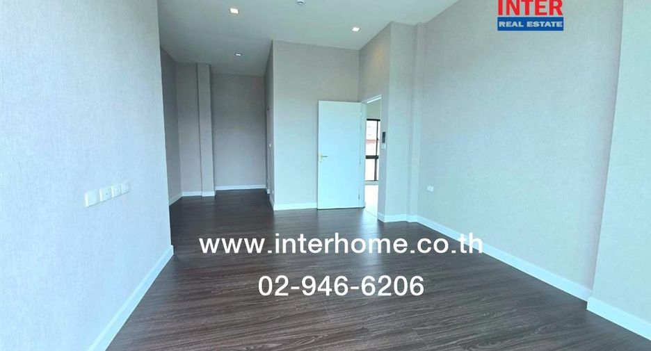 For sale 4 ベッドルーム house in Saphan Sung, Bangkok
