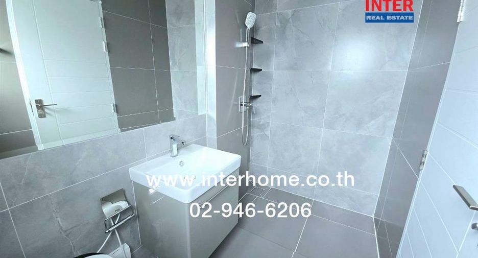For sale 4 ベッドルーム house in Saphan Sung, Bangkok