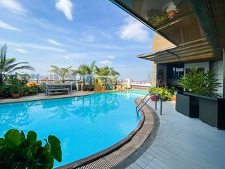 À vendre 3 chambres condo à Watthana, Bangkok
