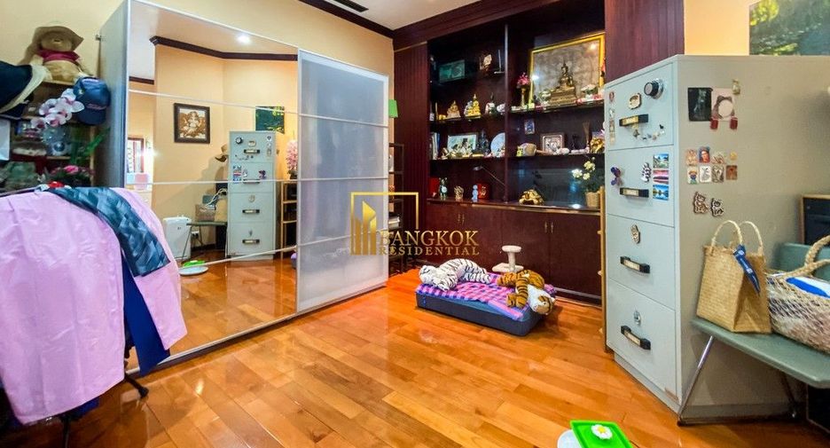 Condo en venta de 3 habitaciones en Watthana, Bangkok