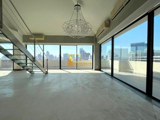 Condo en venta de 4 habitaciones en Watthana, Bangkok