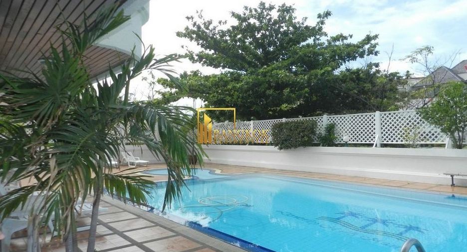 Condo en venta de 4 habitaciones en Watthana, Bangkok