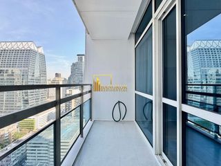 Condo en alquiler y en venta de 3 habitaciones en Pathum Wan, Bangkok