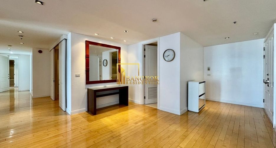 Condo en alquiler y en venta de 3 habitaciones en Pathum Wan, Bangkok