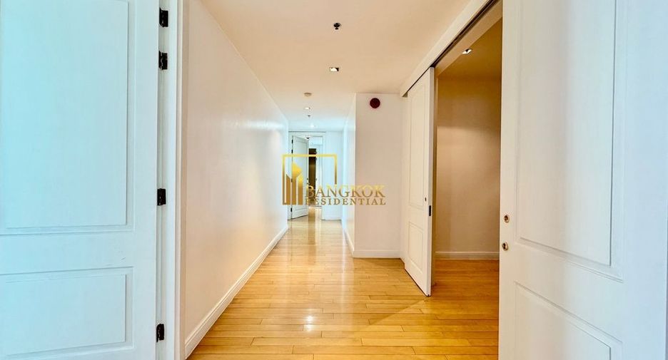 Condo en alquiler y en venta de 3 habitaciones en Pathum Wan, Bangkok